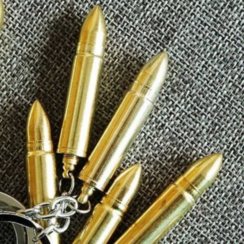 NEW (5-PACK) BULLET CHARM KEYCHAINS METAL PENDENT KEY RING SET GUN BULLET SHAPE